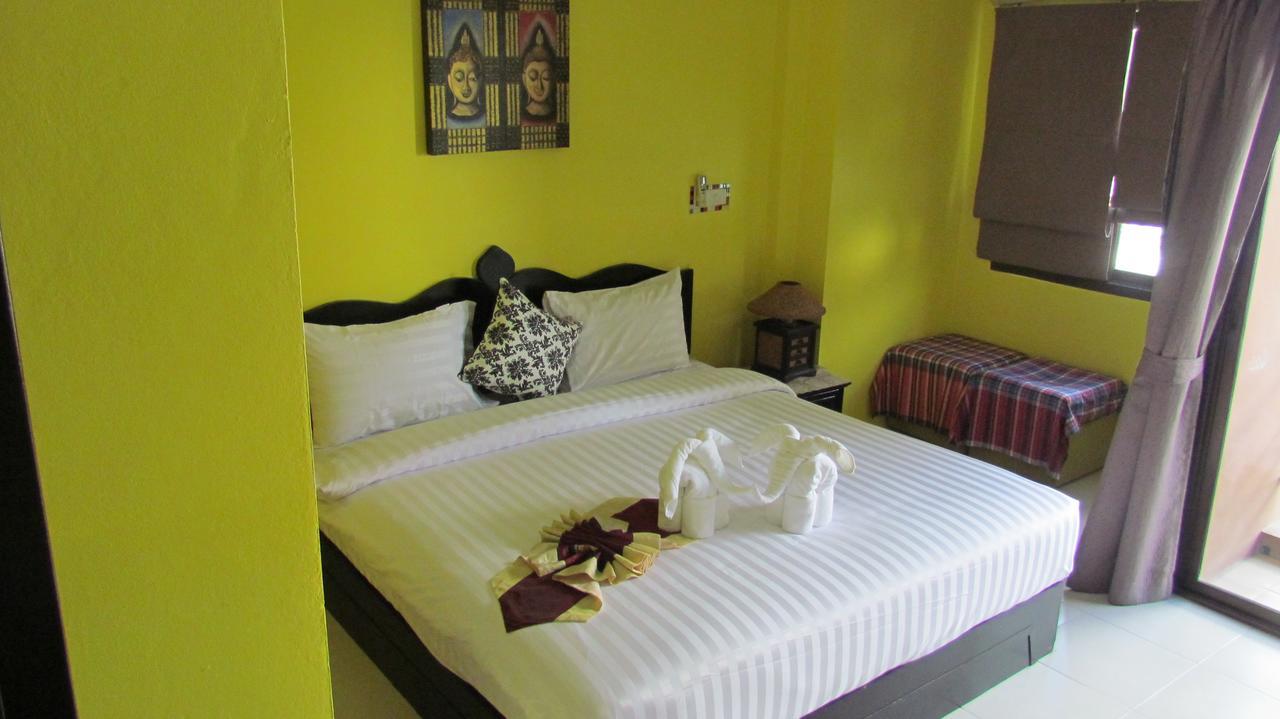 La Piccola Patong Exterior foto